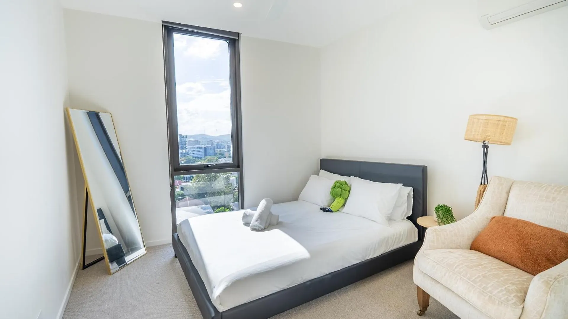 Central Location! Boutique 2Br Apartment With Pool & Bbq Near South Bank And City 布里斯班