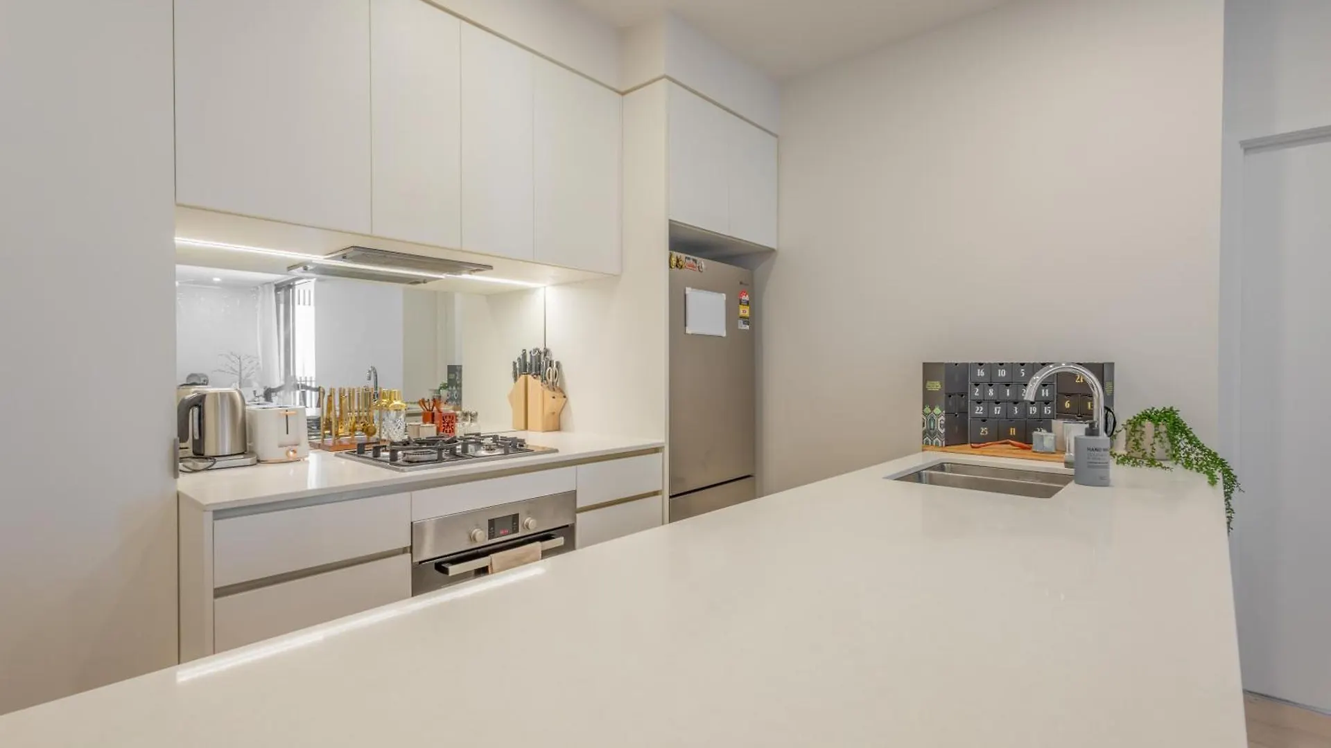 Central Location! Boutique 2Br Apartment With Pool & Bbq Near South Bank And City 布里斯班